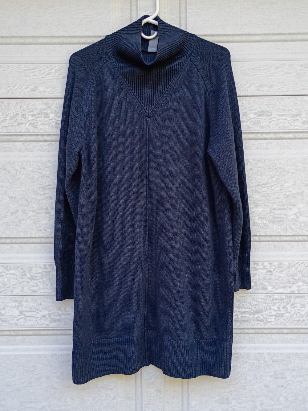 Women's Navy Turtleneck Sweater Dress Sz Medium By Zuda